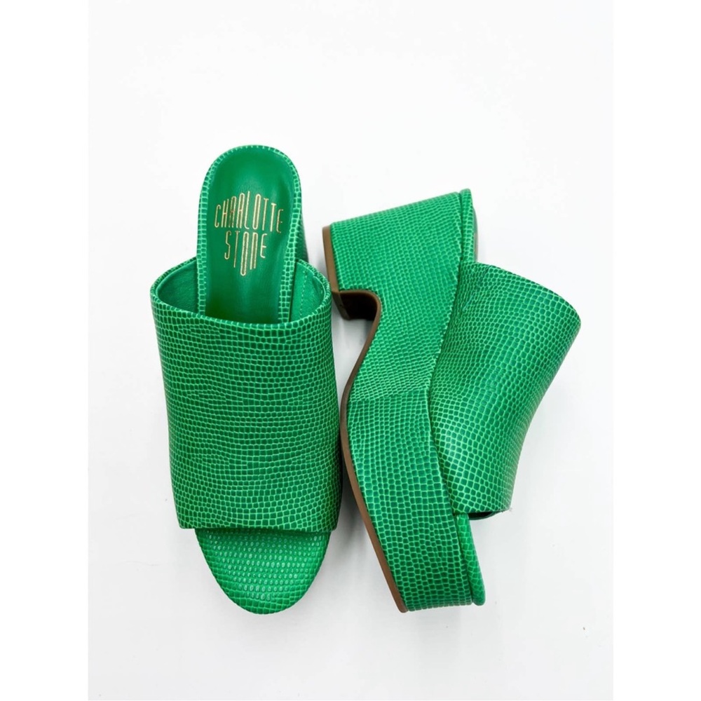 Charlotte Stone Green Sandals